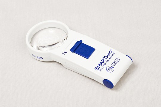 SmartMag® 7X Cool White LED Hand-Held Magnifier
