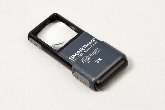 SmartMag® Slide 5X/00D Pocket LED Magnifier