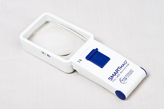 SmartMag® 3X Yellow LED Hand-Held Magnifier
