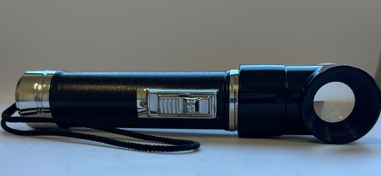 Peak 15X Illuminated Stand Magnifier (Plastic Housing)