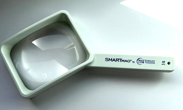 SmartMag® 3X / 8D Non-Illuminated Hand-Held Magnifier