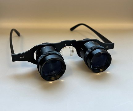 2.5X Spectacle Binocular 